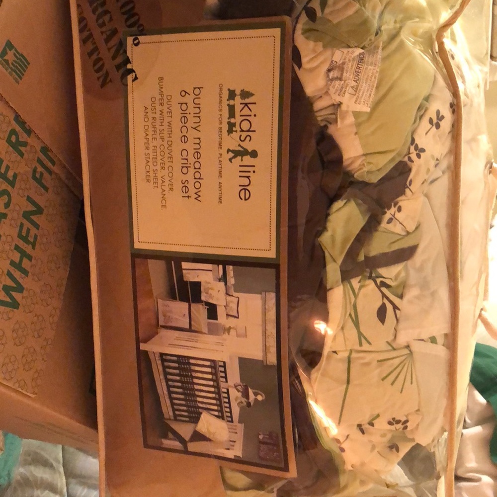Kids line bunny meadow crib set